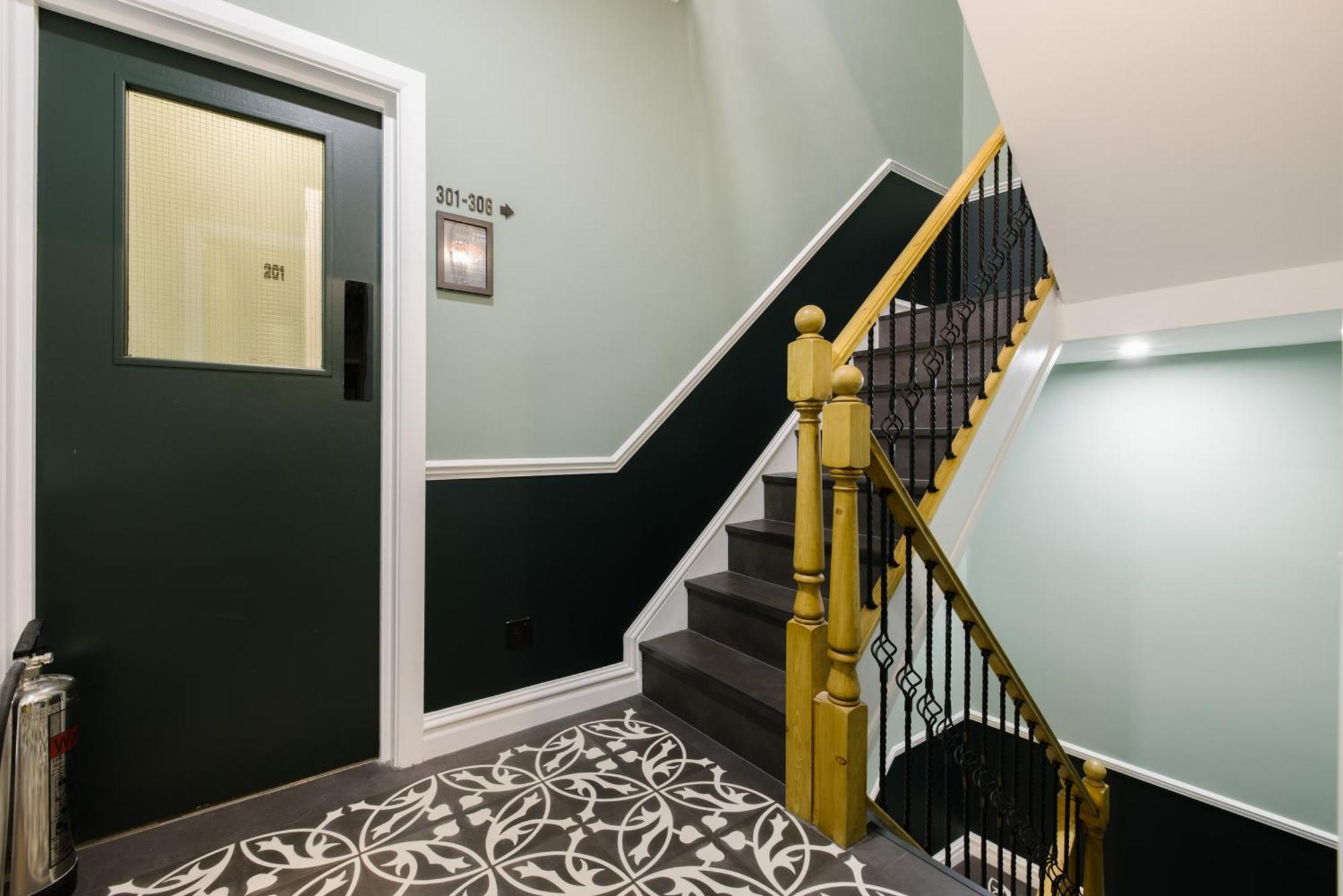 Borough High Street Rooms Лондон Экстерьер фото